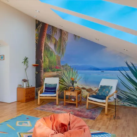 Amu 아파트 풀라